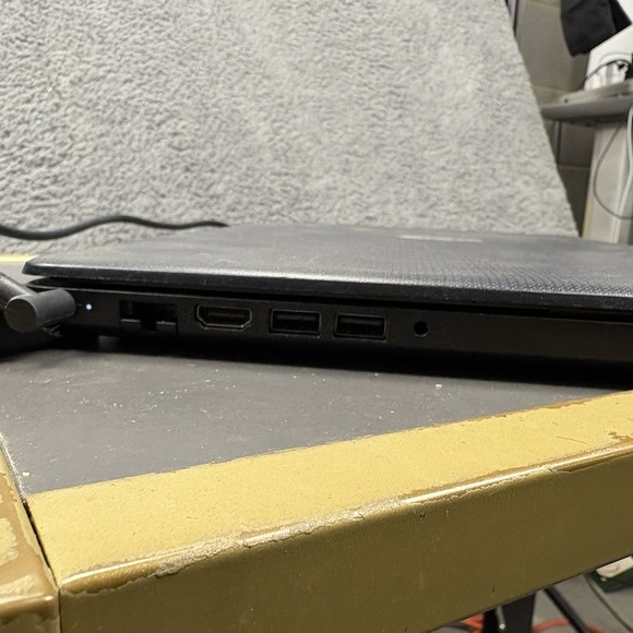 HP Laptop Notebook Computer 15.6 inch Ryzen 3 AMD Radeon 15-DB0066WM Tested Work - Picture 8 of 15